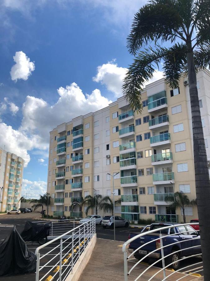 Апартаменти Apartamento Proximo Ao Parque E Aeroporto - Com Academia E Piscina Уберландія Екстер'єр фото